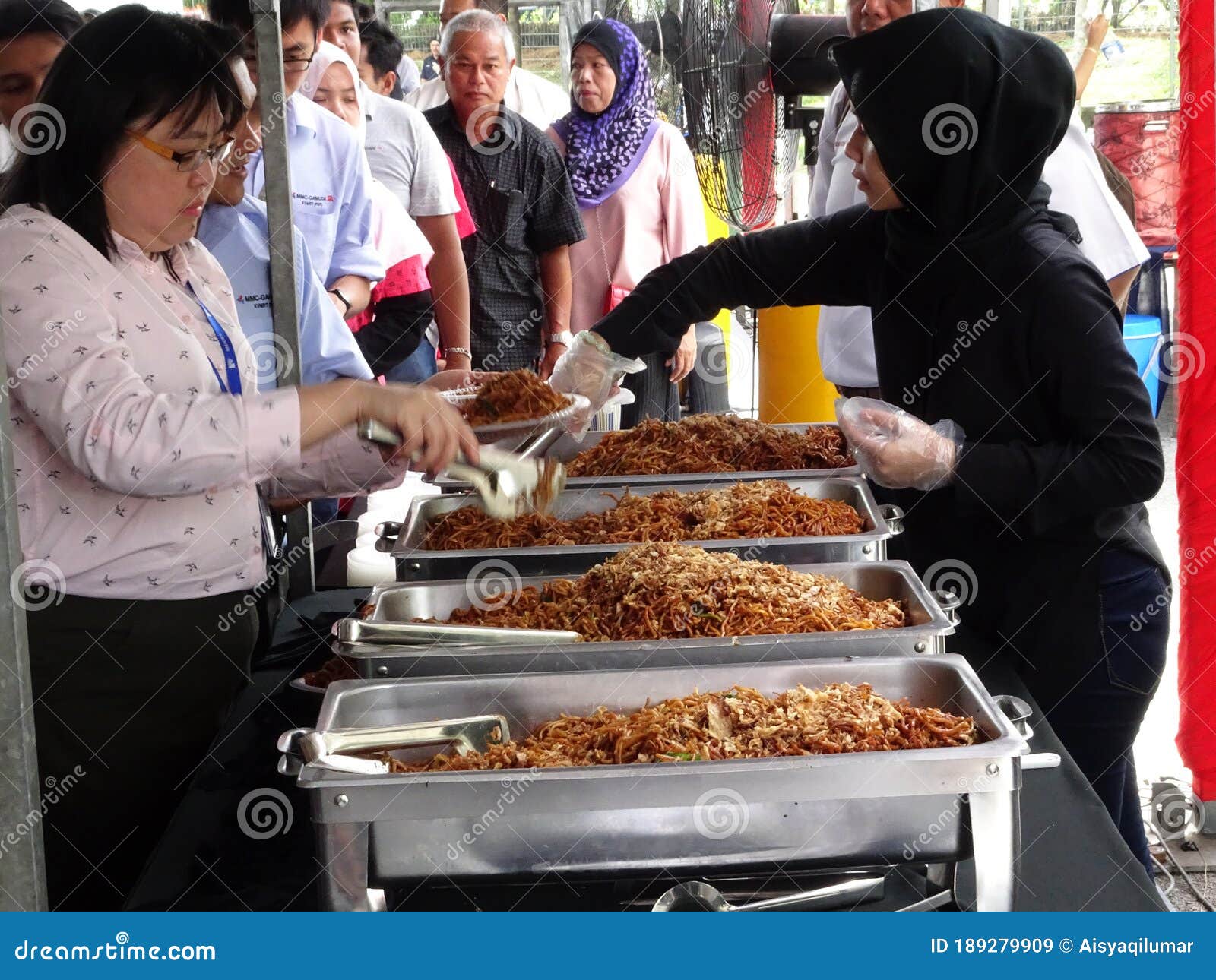 Street Vendors Sell Local Food To the Public. Editorial Stock Image
