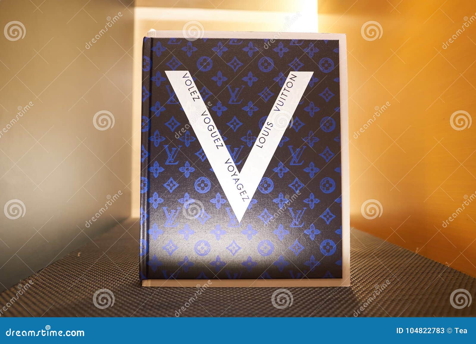 Louis vuitton malletier hi-res stock photography and images - Alamy