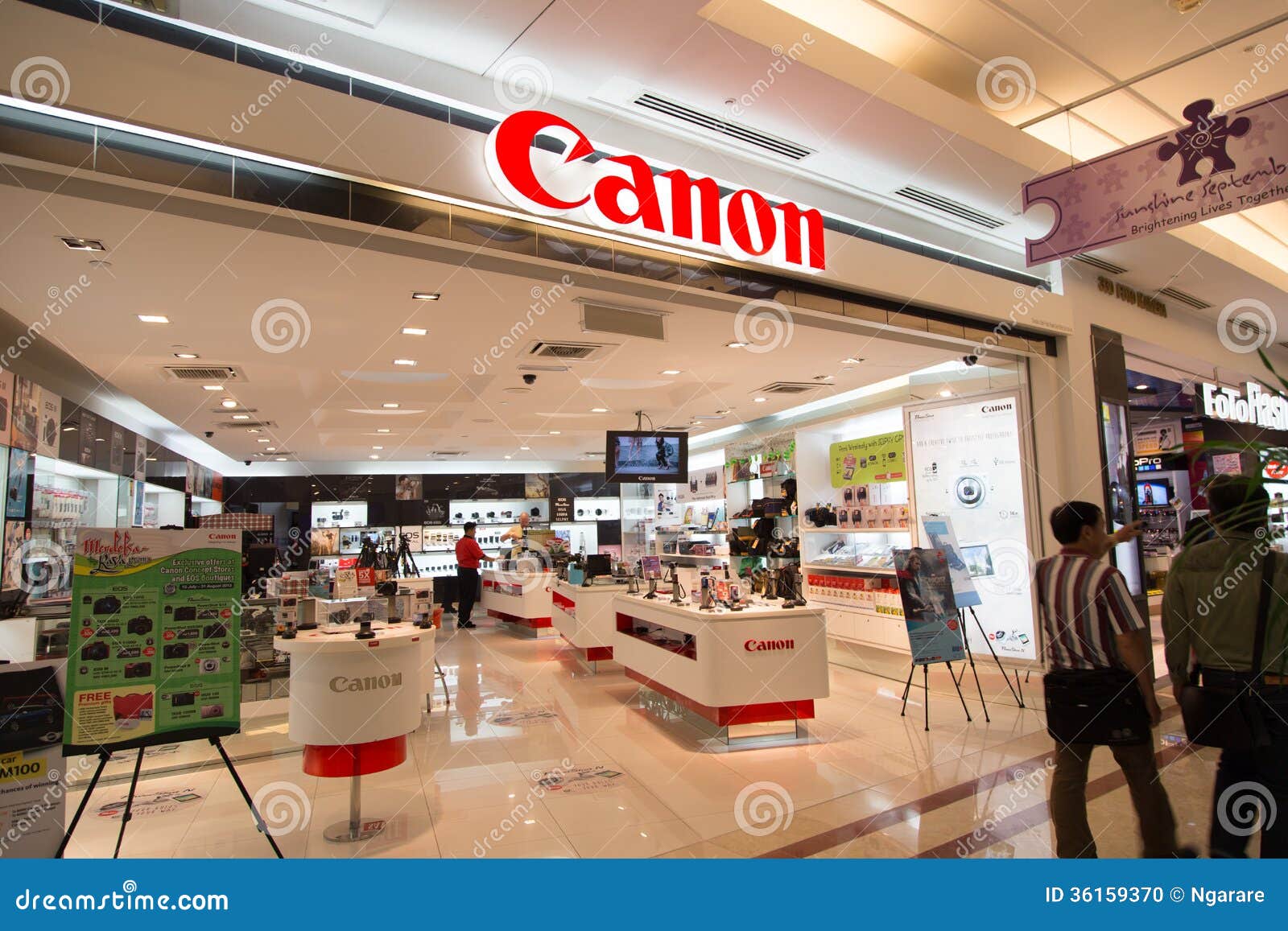 KUALA LUMPUR, MALAYSIA - SEP 27: Canon Shop In Suria Shopping Ma Editorial Image - Image of ...