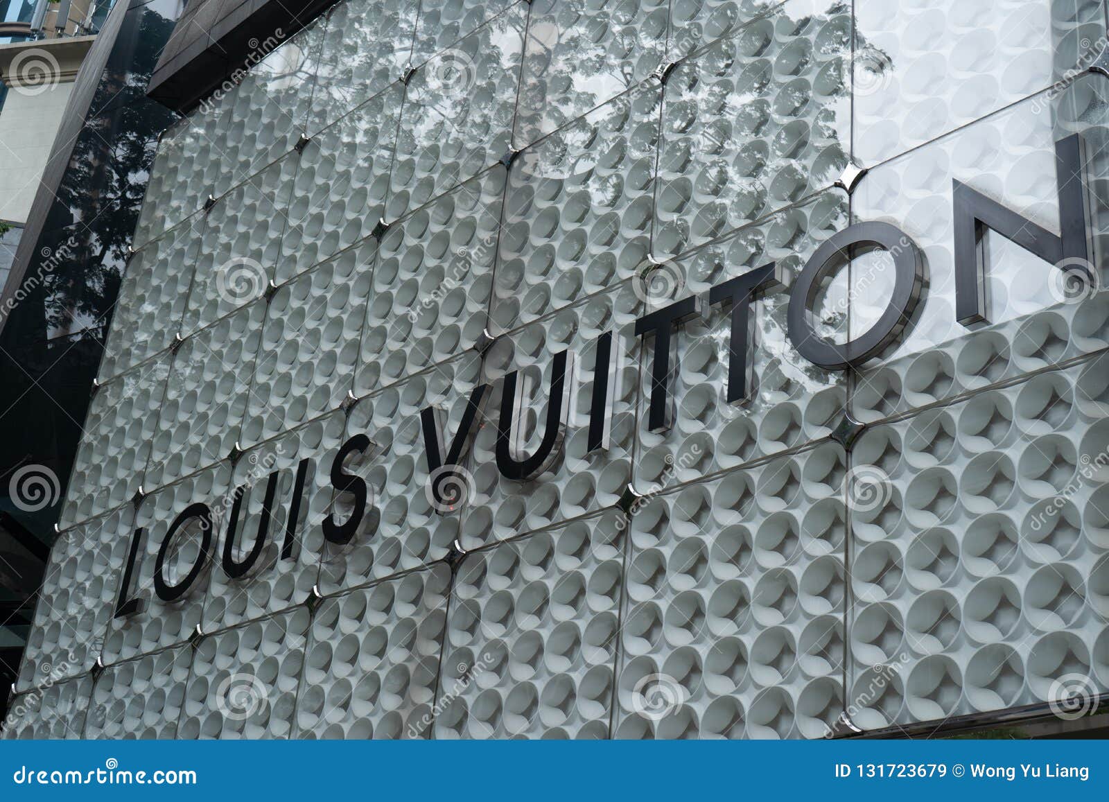 Louis Vuitton Istinye Park Mall, Istanbul - ESA engineering