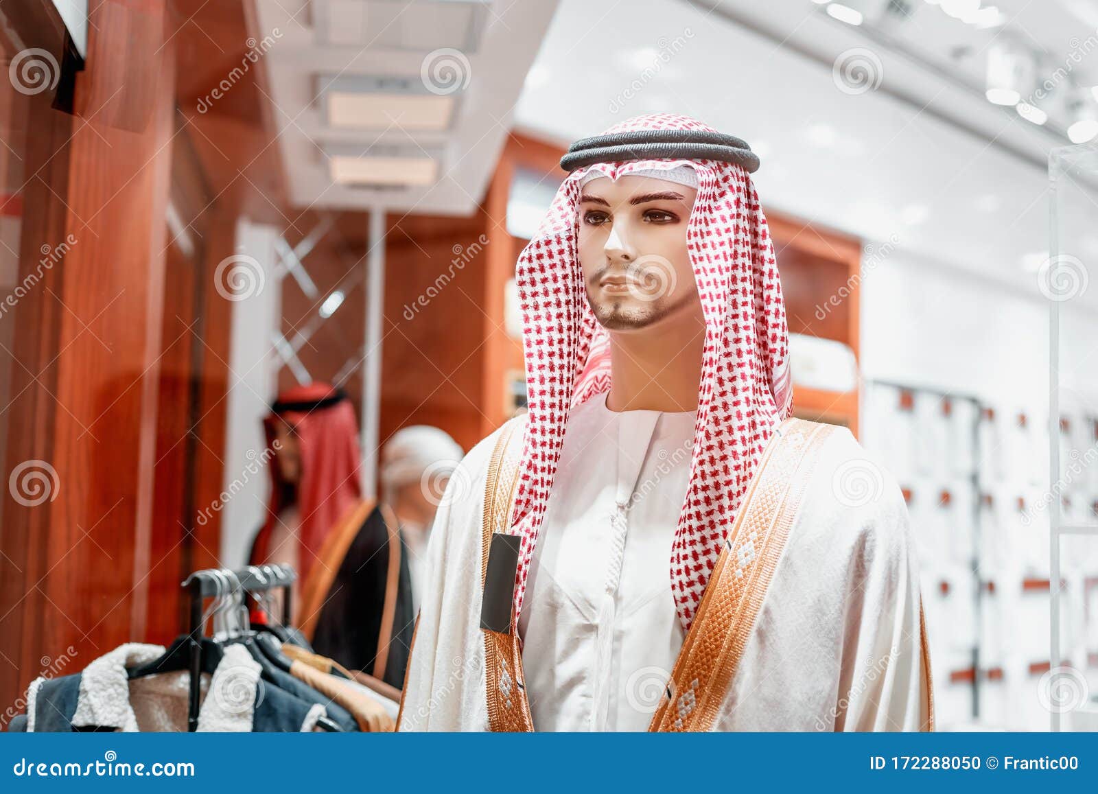 Kufiya Traditional Arabic Headdress On A Mannequin  In An 