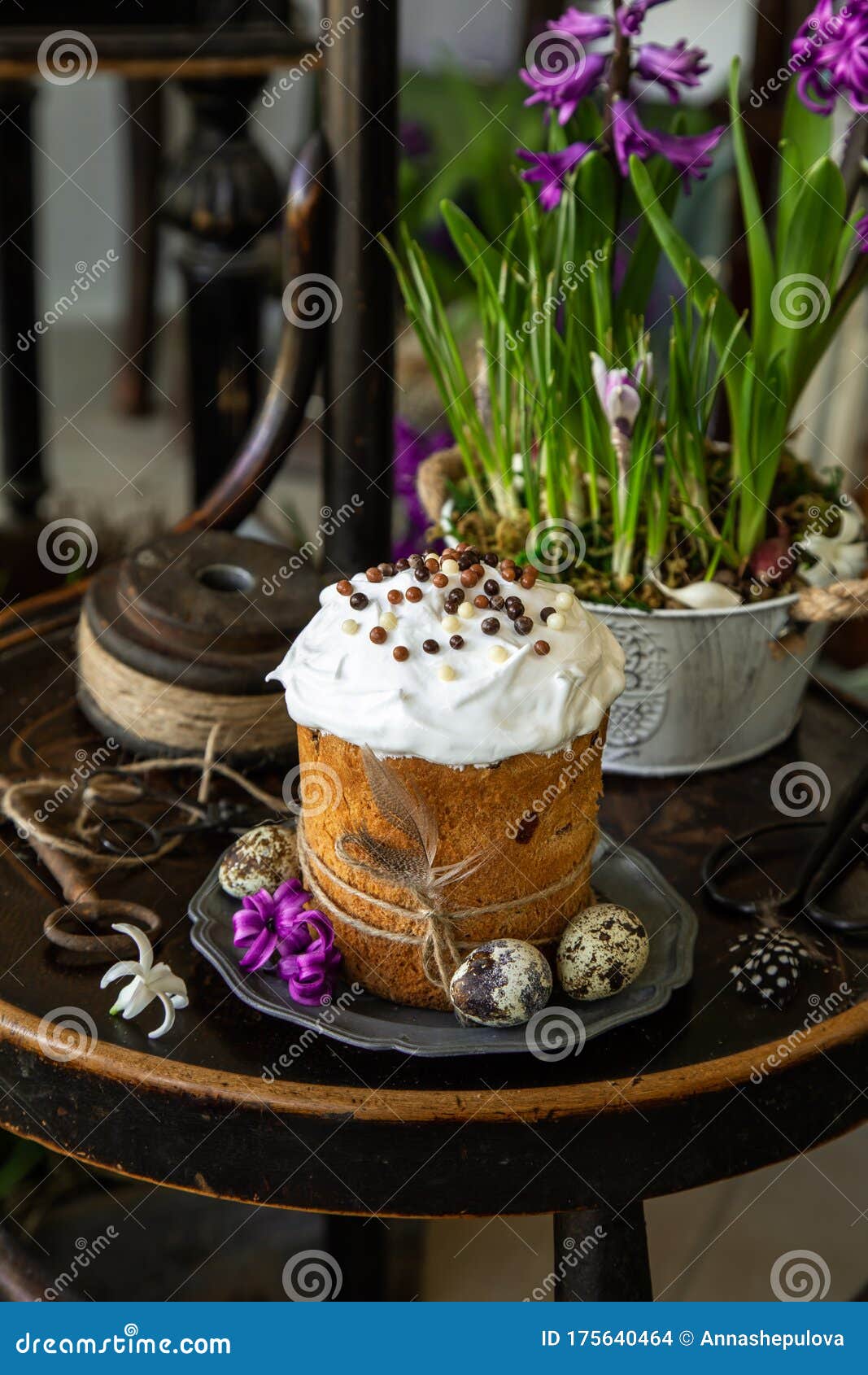 Kulich, Traditional Orthodox Easter Bread Stock Photo - Image of bread ...