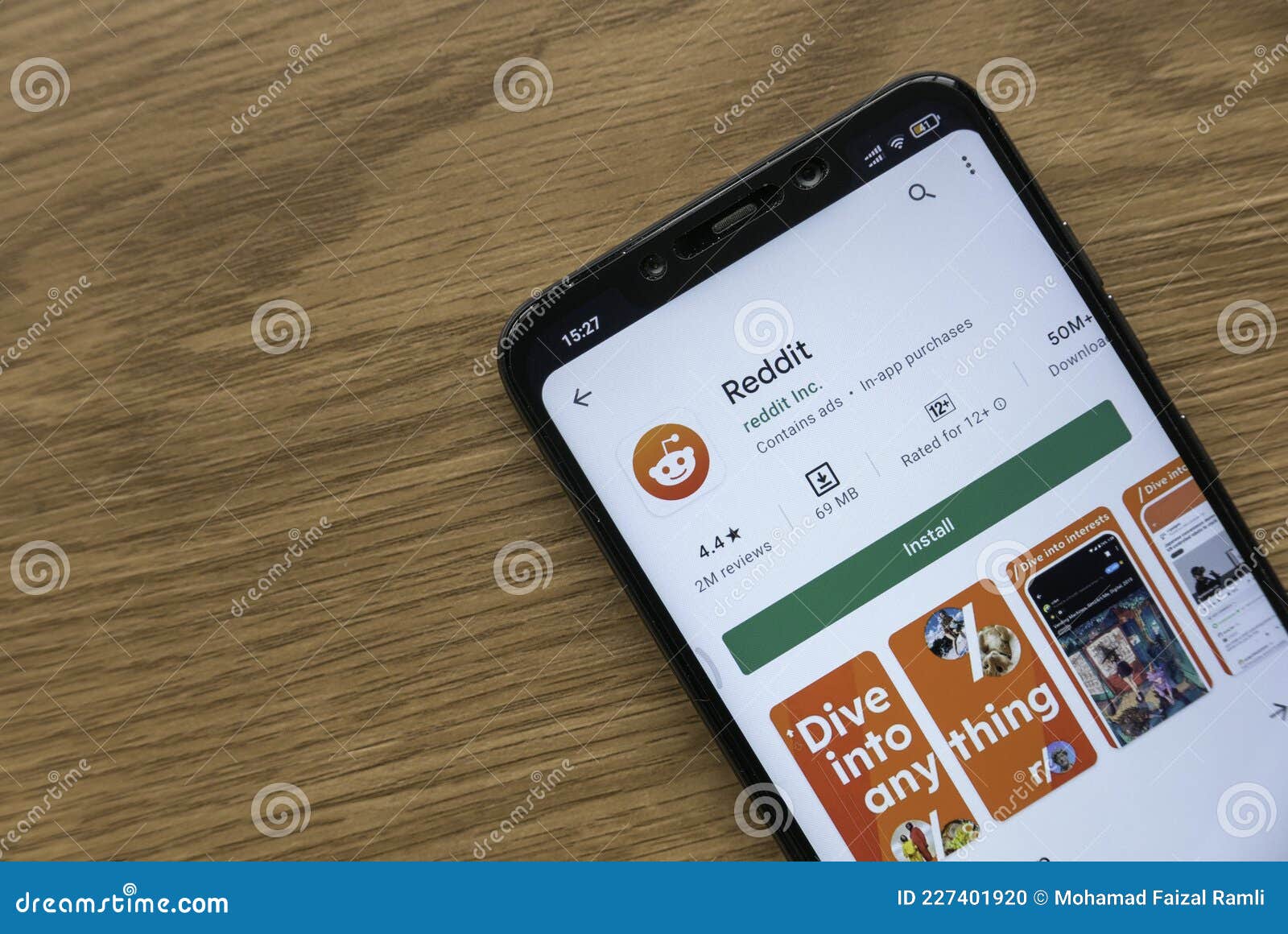 KULIM, MALAYSIA CIRCA AUGUST, 2021 a Mobile Phone with Reddit