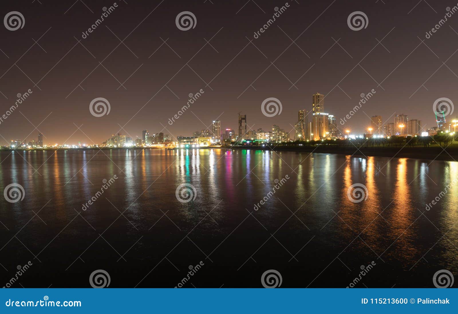 Kuwait at night editorial image. Image of architecture 115213600