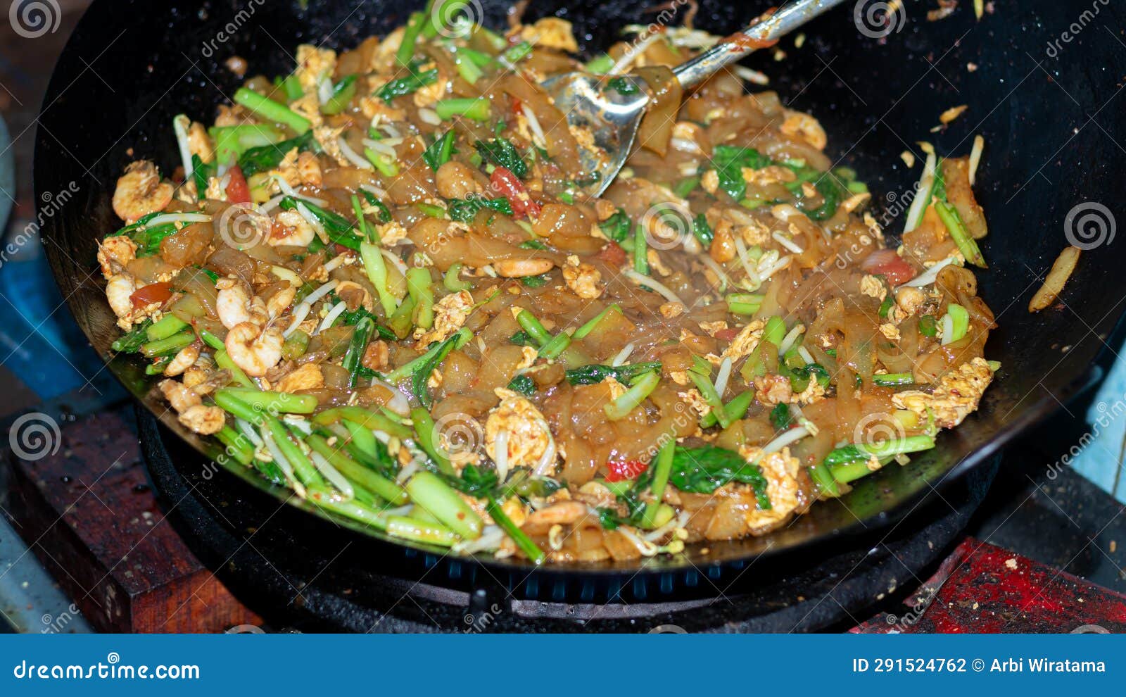 Kwetiau Goreng Popular Street Food Dish In Medan Stock Photo Image kwetiau-goreng-popular-street-food-dish-in-medan-stock-photo-image