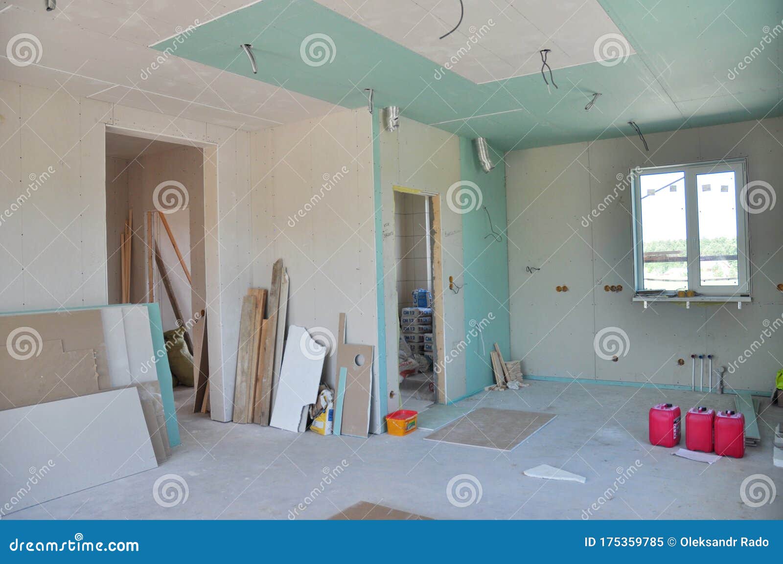 15,100+ House Wall Painting Stock Photos, Pictures & Royalty-Free