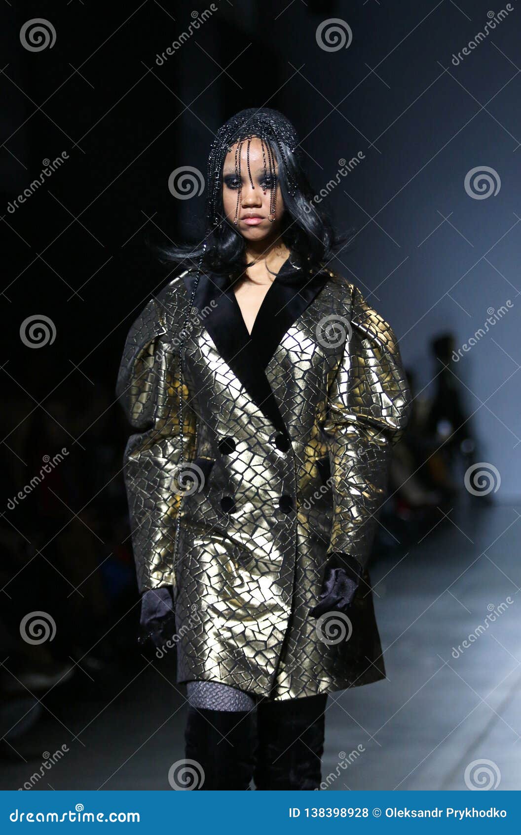 Ukrainian Fashion Week FW19-20: Collection by Julia AYSINA Editorial ...