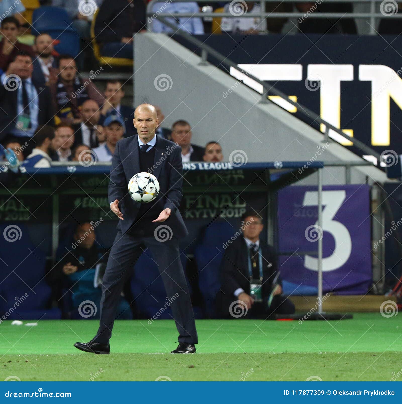 UEFA Champions League Final 2018 Real Madrid V Liverpool Editorial Stock Image - Image of emotions, club: 117877309