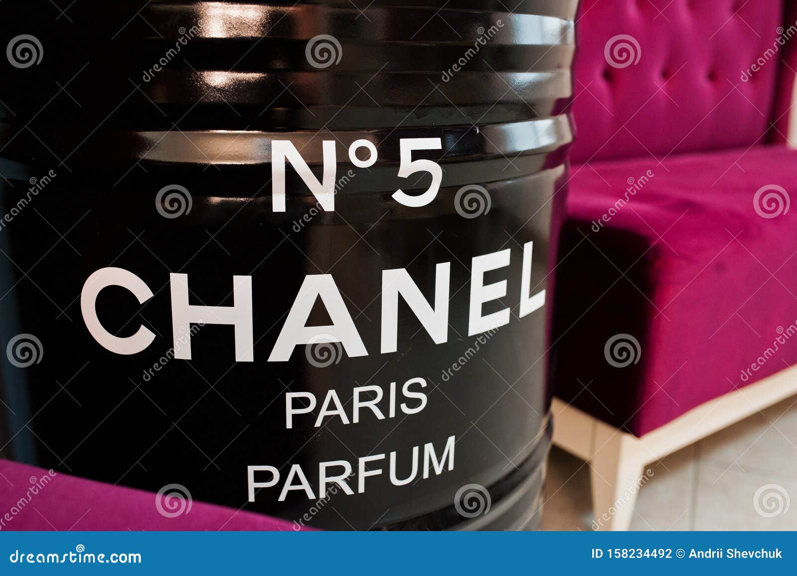 Kyiv, Ukraine - September 1, 2019: Black Chanel 5 Barrel Paris Parfum  Editorial Photography - Image of counter, black: 158234492