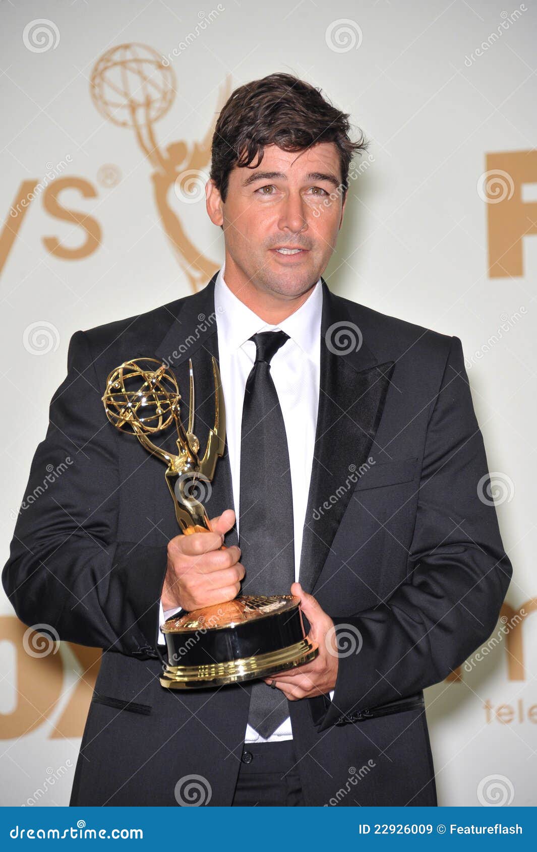 Kyle Chandler editorial stock image. Image of live, room - 22926009