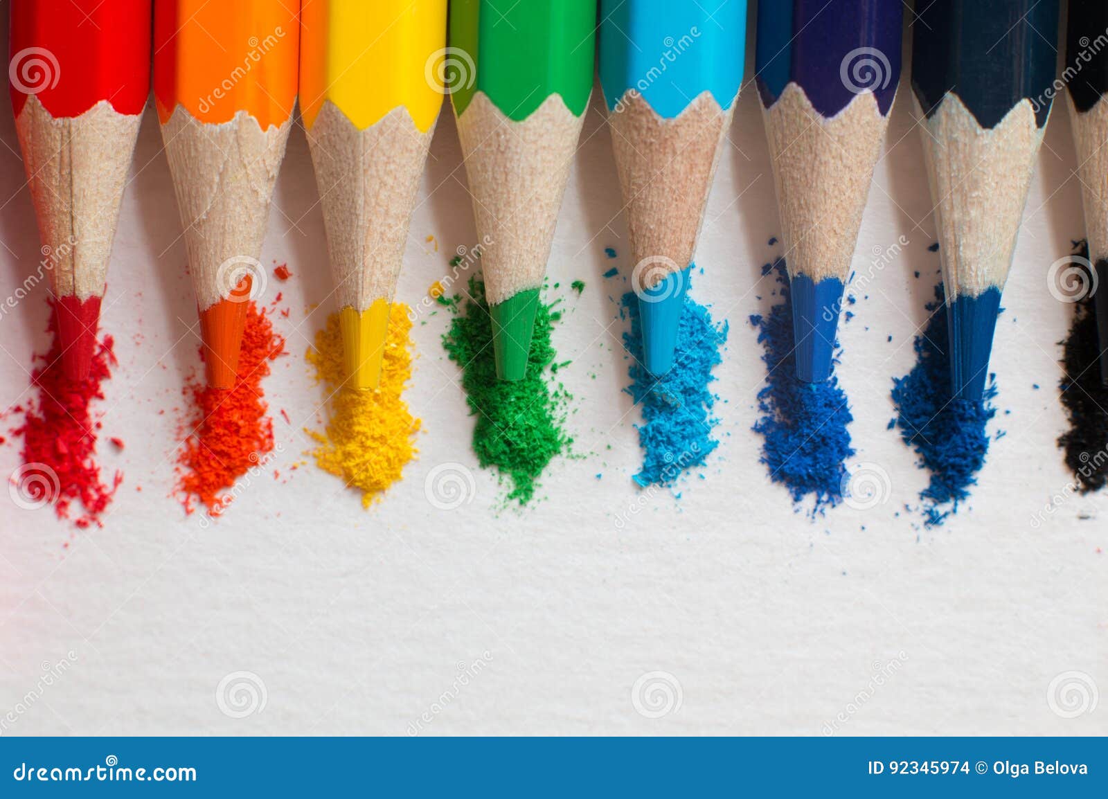 Lápices Del Color Del ` S De Los Niños Para Dibujar Foto de archivo - Imagen de azul, colorante: 92345974 Lápices Del Color Del ` S De Los Niños Para Dibujar Foto de archivo - Imagen de azul, colorante: 92345974