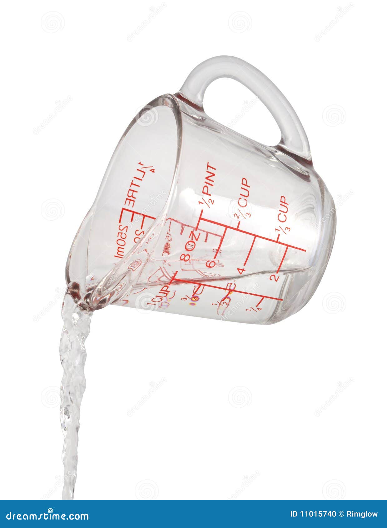 L acqua Versa La Tazza Di Misurazione Fotografia Stock Immagine Di l-acqua-versa-la-tazza-di-misurazione-fotografia-stock-immagine-di