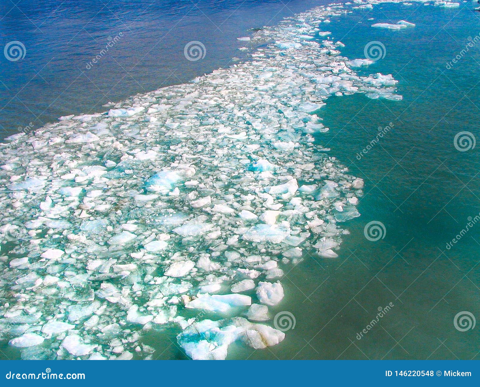 L Eau Congelee De L Alaska De Banquise Photo Stock Image Du Conception Detail