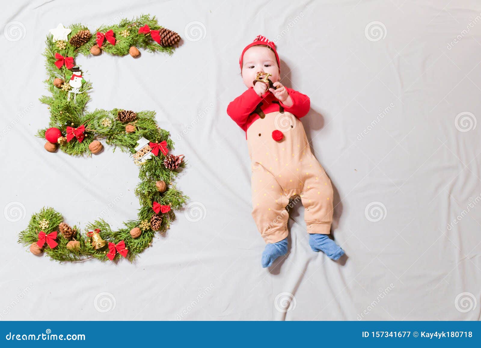 L Enfant A Cinq Mois Portrait De Ba C Ba C Mignon De 5 Mois Proga C Niture A 5 Chiffres Joyeux Ba C Ba C Sourire Portrait D Enfant Image Stock Image Du Blonde Attrayant L Enfant A Cinq Mois Portrait De Ba C Ba C Mignon De 5 Mois Proga C Niture A 5 Chiffres Joyeux Ba C Ba C Sourire Portrait D Enfant Image Stock Image Du Blonde Attrayant