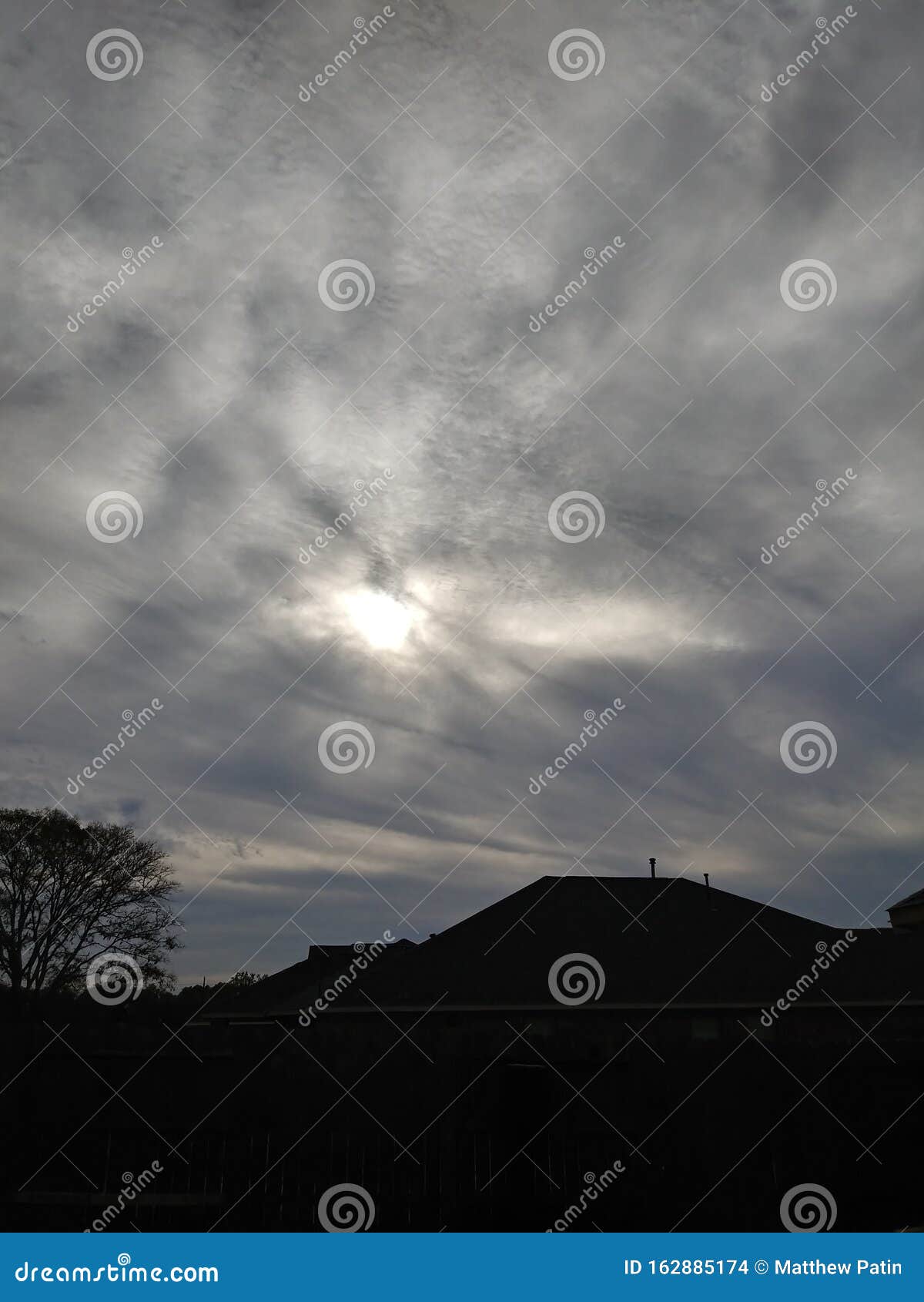 L'occhio clearance nel cielo