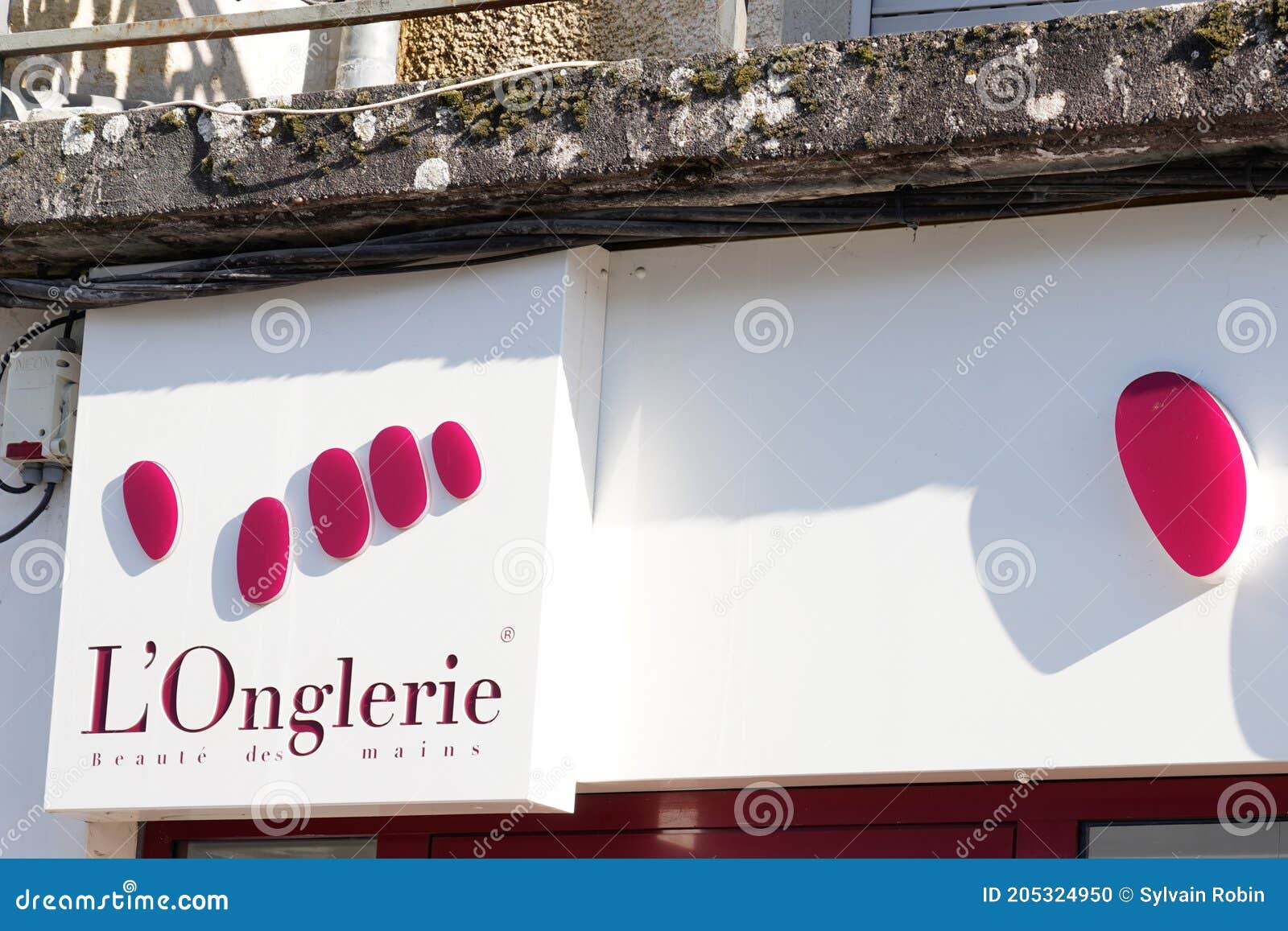 L`onglerie Nail Care Logo and Text Sign Front of Girls Store Beauty ...