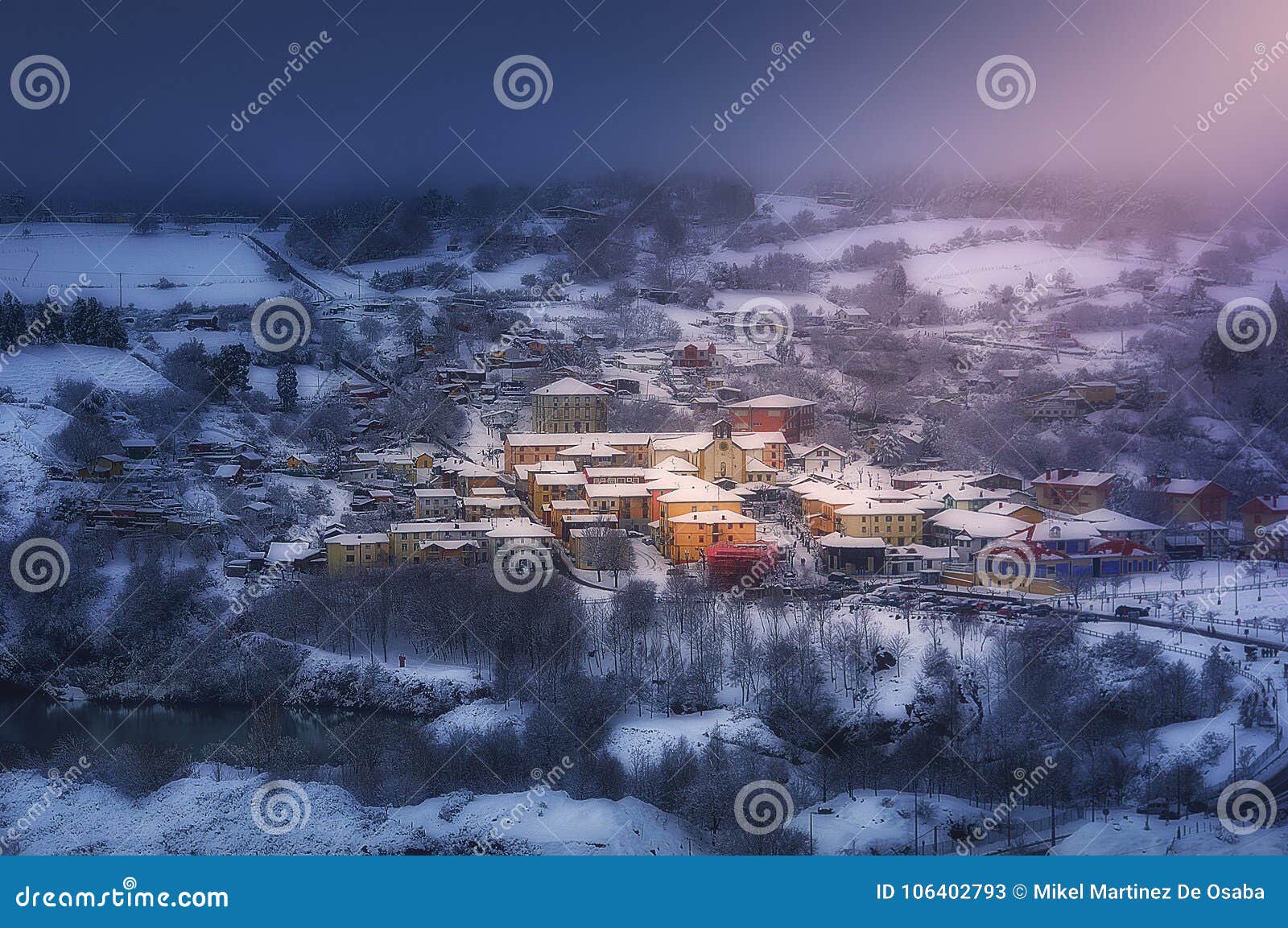 la arboleda village in winter