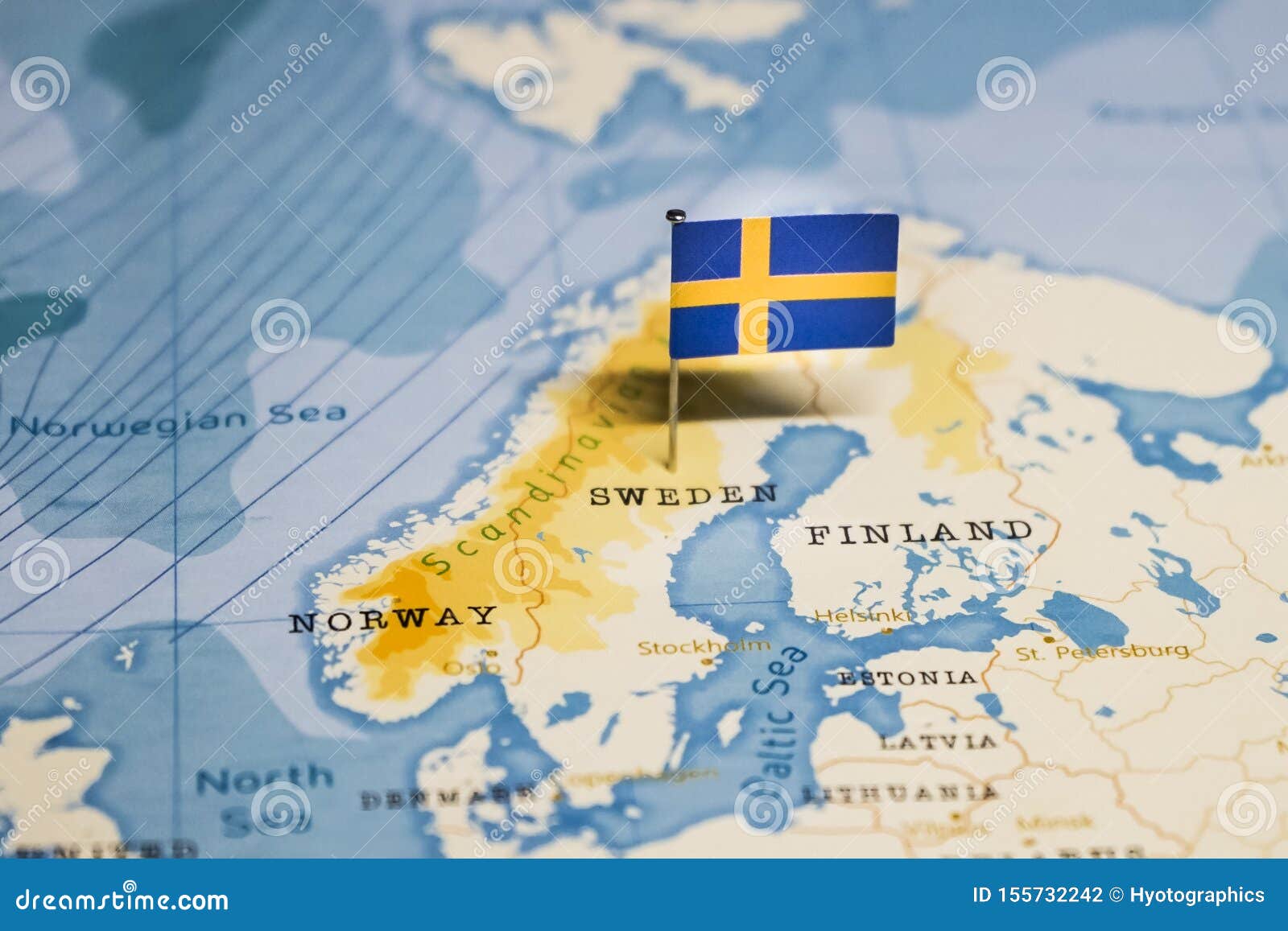 La Bandera De Suecia En El Mapa Del Mundo Foto De Archivo Imagen De Itinerario Llegada 155732242