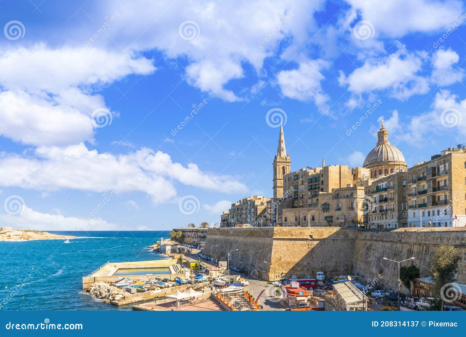 La Basílica De Nuestra Señora Del Monte Carmel Y La Iglesia De San Pablo En Valletta En La Isla De Malta Fotografía editorial - Imagen de casa, torre: 208314137 La Basílica De Nuestra Señora Del Monte Carmel Y La Iglesia De San Pablo En Valletta En La Isla De Malta Fotografía editorial - Imagen de casa, torre: 208314137