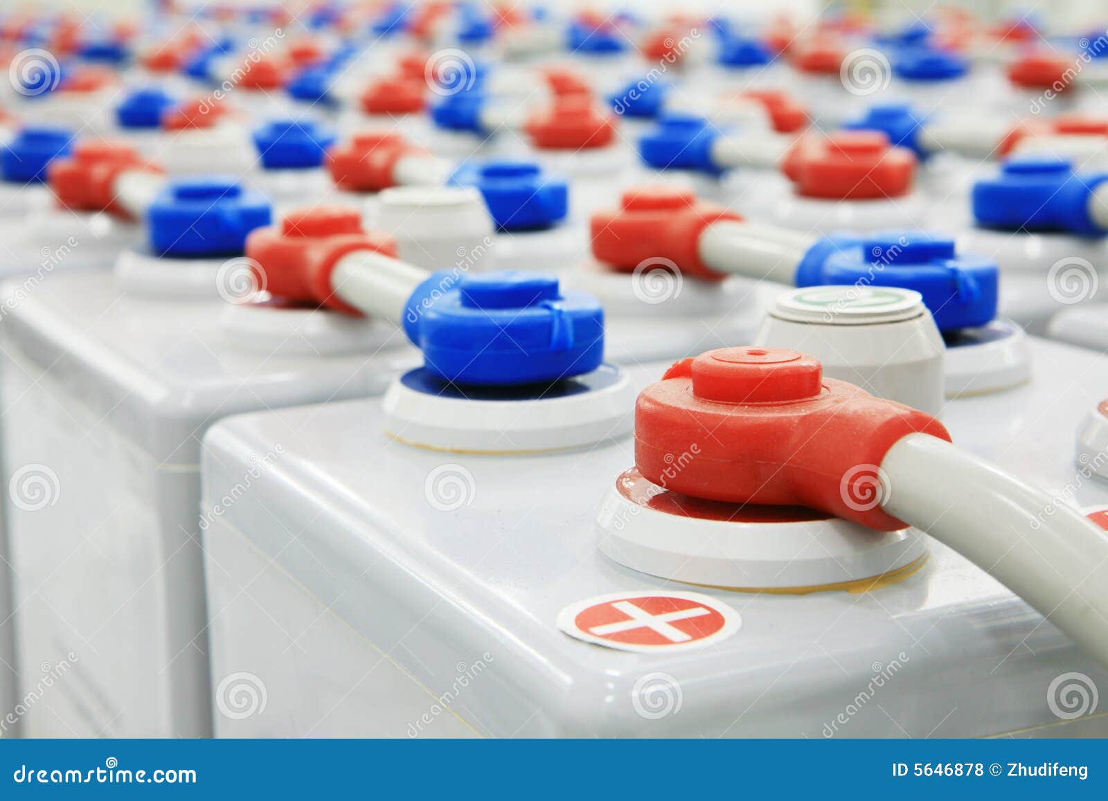 La Batterie D'accumulateurs Photo stock Image du industrie