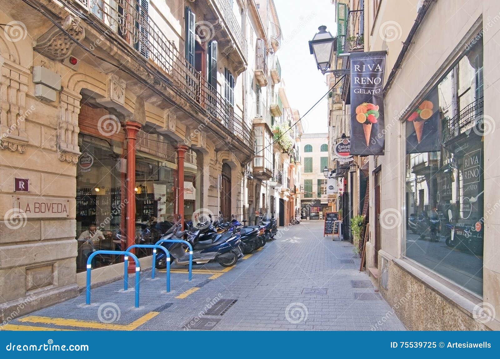 La Boveda Restaurant Exterior Editorial Image Image of spain