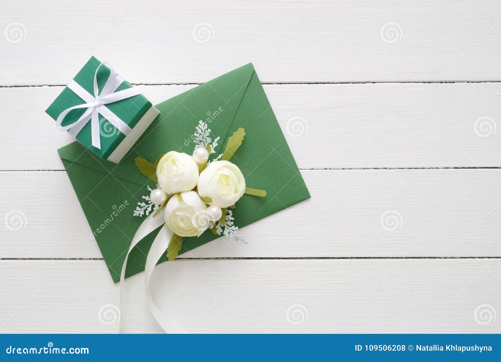 Enveloppes vertes, enveloppe d'invitation verte, enveloppes de mariage  vertes, enveloppe verte sauge, enveloppes de mariage, enveloppe  d'invitation, paquet de 25 -  France