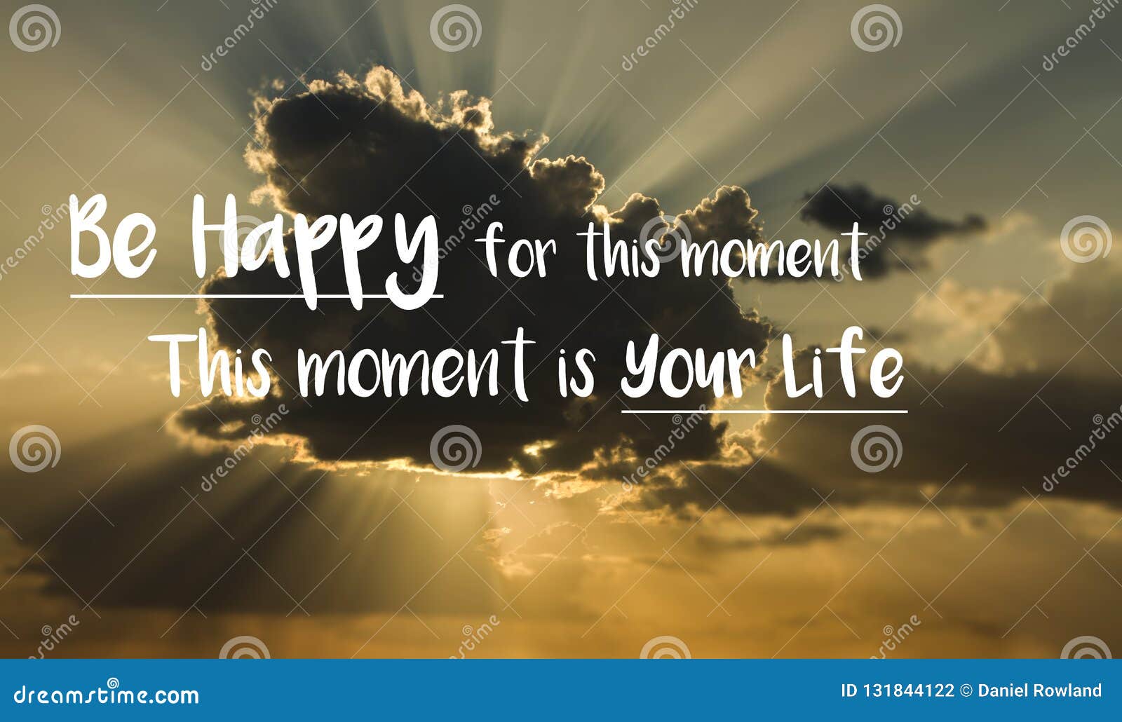 La Citation De Motivation Soit Heureuse Pour Cet Instant Ce Moment Est Votre Vie Sur Un Fond Avec Le Nuage Et Des Rayons De Lum Photo Stock Image Du Inspirer Inspirez La Citation De Motivation Soit Heureuse Pour Cet Instant Ce Moment Est Votre Vie Sur Un Fond Avec Le Nuage Et Des Rayons De Lum Photo Stock Image Du Inspirer Inspirez