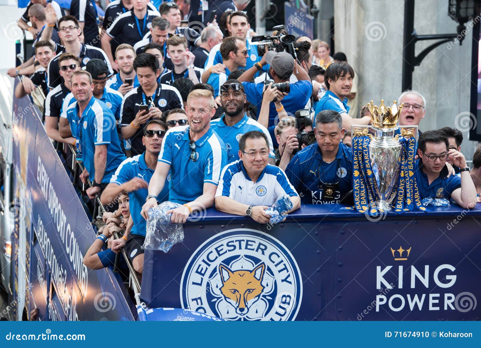 La Ciudad De Celebra Campeonato De La Liga Inglesa De La En Tailandia Imagen editorial - Imagen de zorros: 71674910