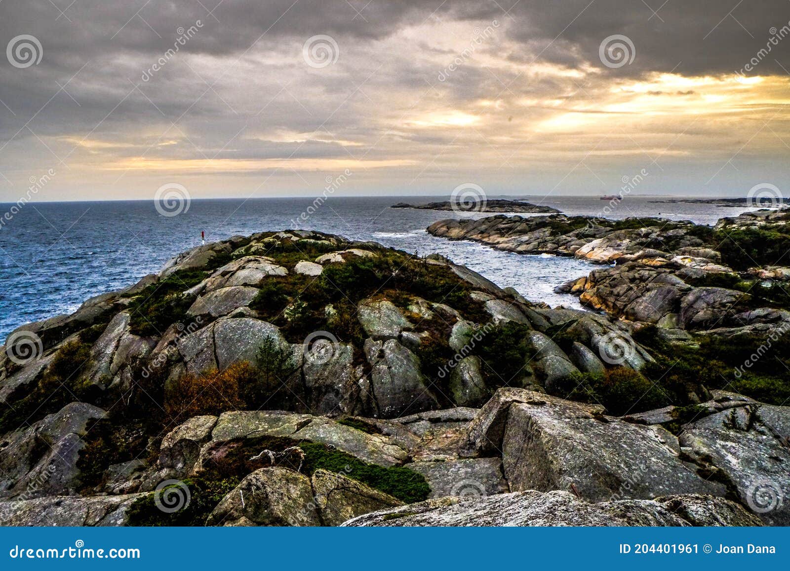 la costa de sanderford al sur de noruega