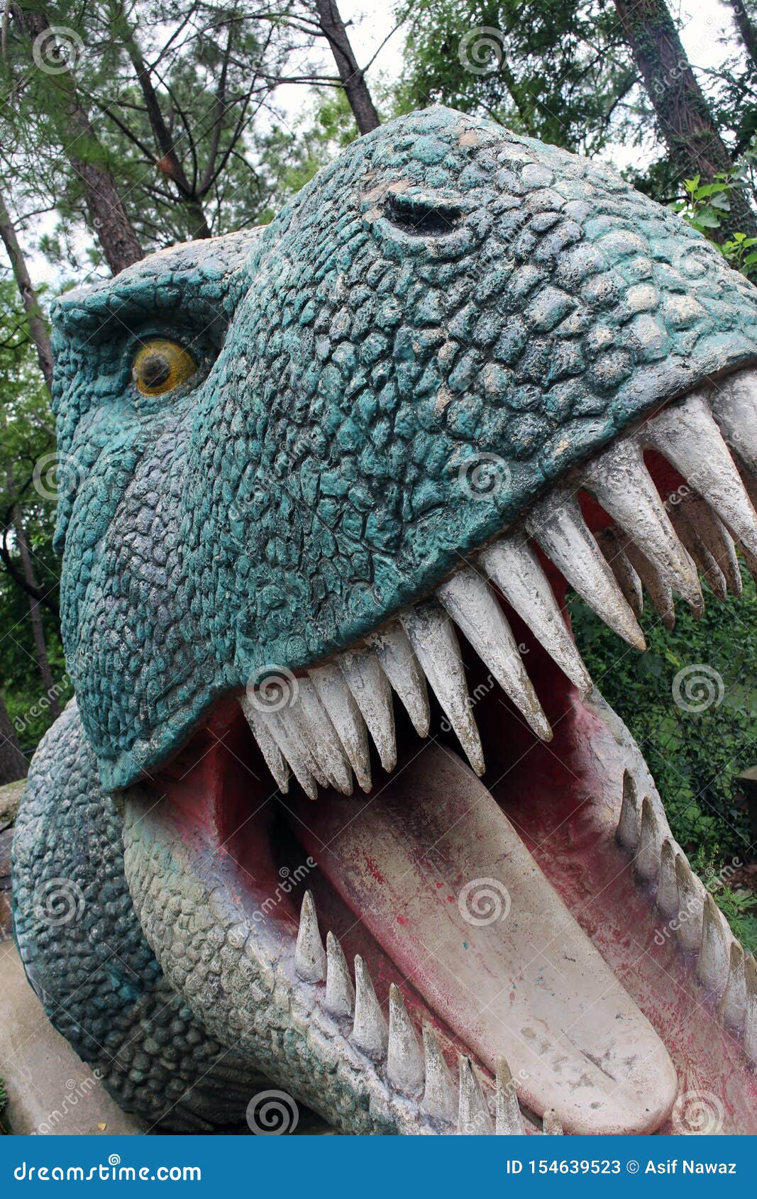 La Fotografía De La Escultura De La Cara Del Dinosaurio Más Asustadizo Foto de archivo editorial - Imagen de islamabad, colores: 154639523 La Fotografía De La Escultura De La Cara Del Dinosaurio Más Asustadizo Foto de archivo editorial - Imagen de islamabad, colores: 154639523