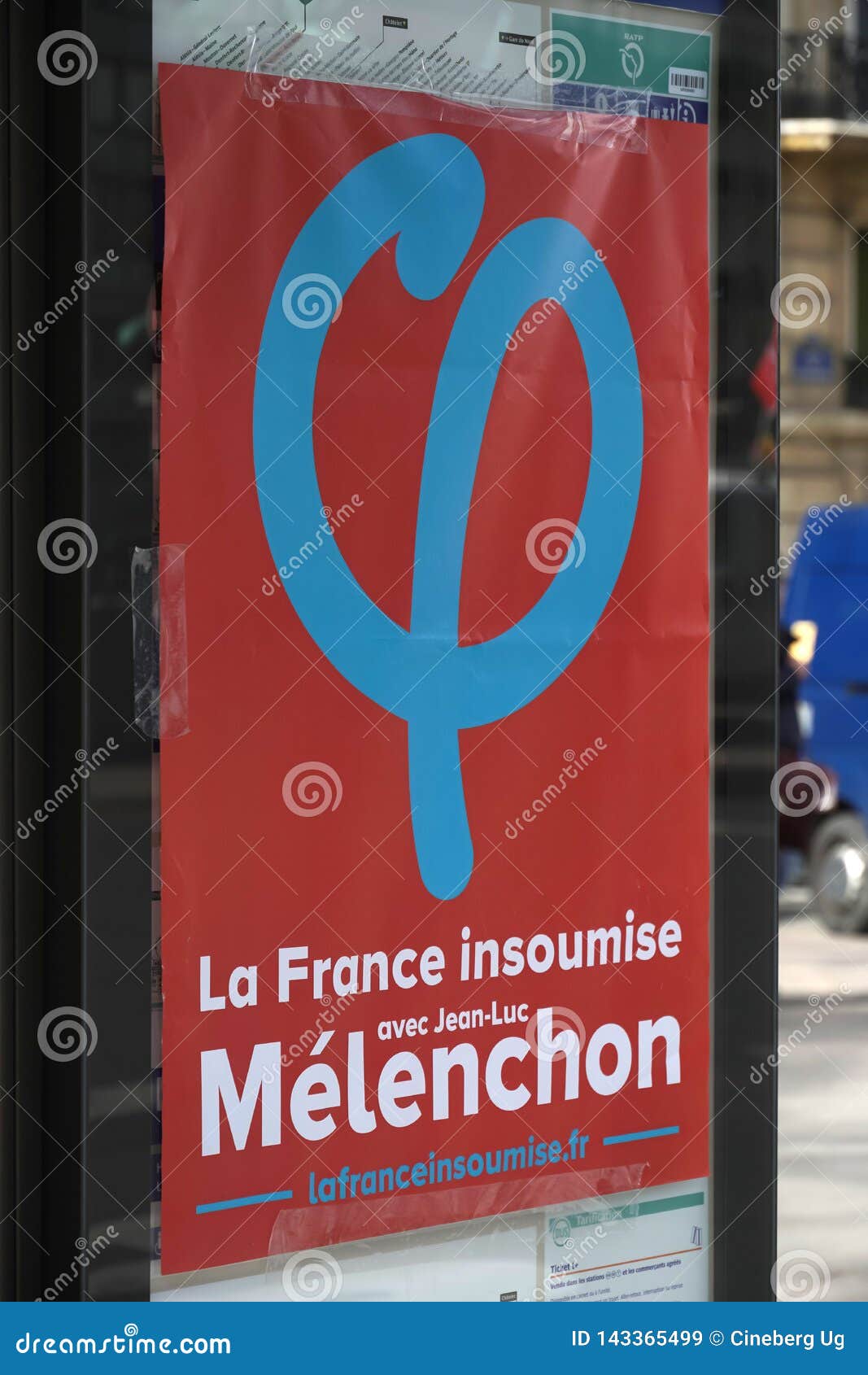 Le pin's de la France insoumise et de l'antifascisme