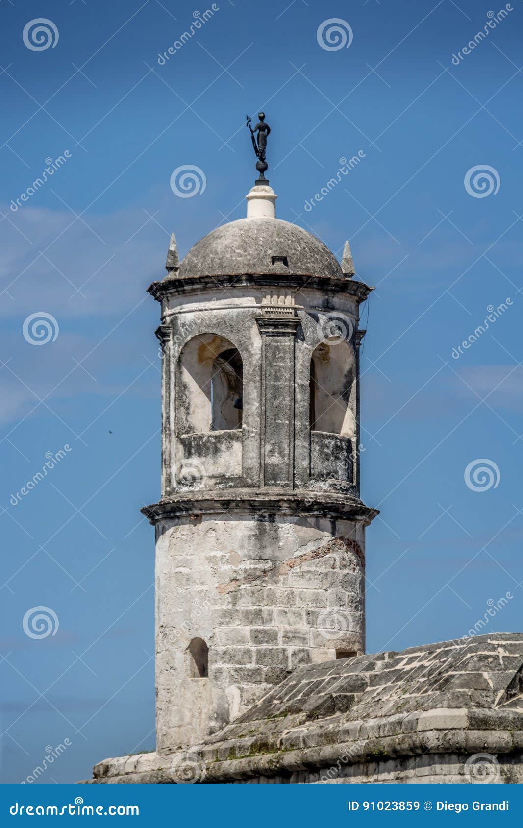 la giraldilla, watchtower of castillo de la real fuerza - havana, cuba