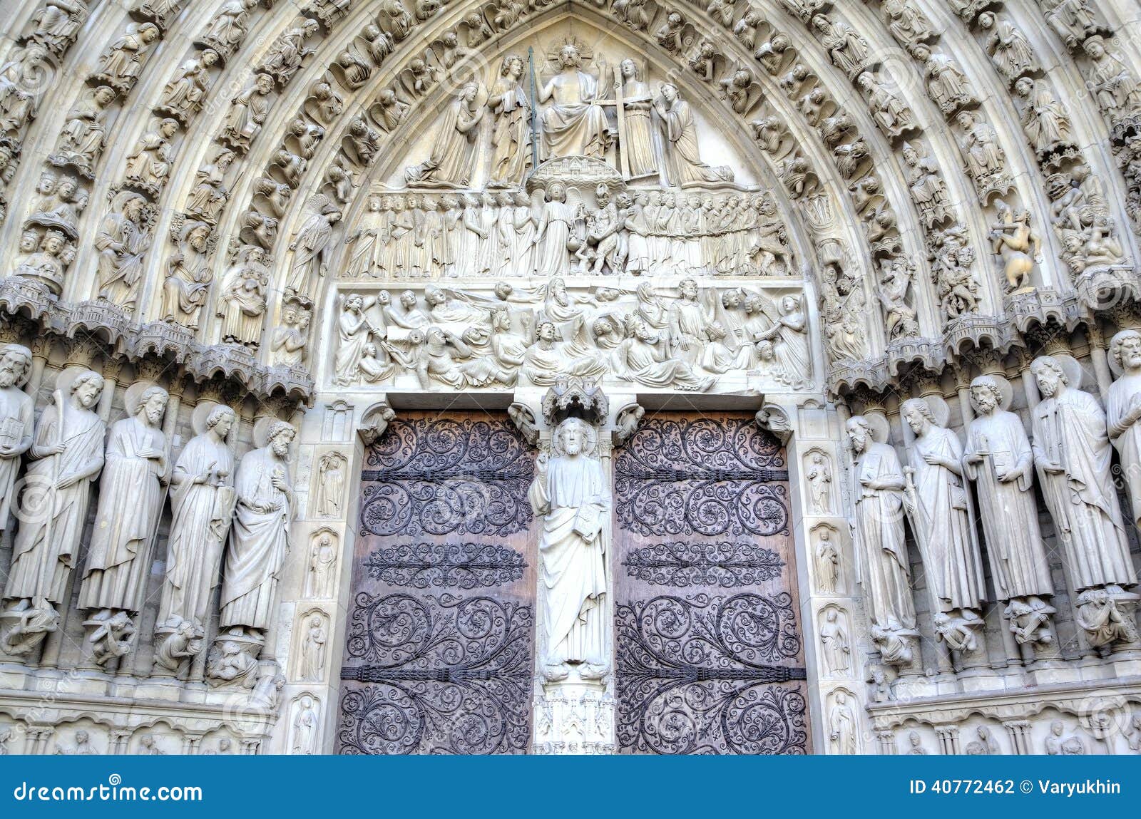La Iglesia De Notre Dame De París Elementos De La Decoración París, Francia Foto de archivo - Imagen de retroceder, exterior: 40772462 La Iglesia De Notre Dame De París Elementos De La Decoración París, Francia Foto de archivo - Imagen de retroceder, exterior: 40772462