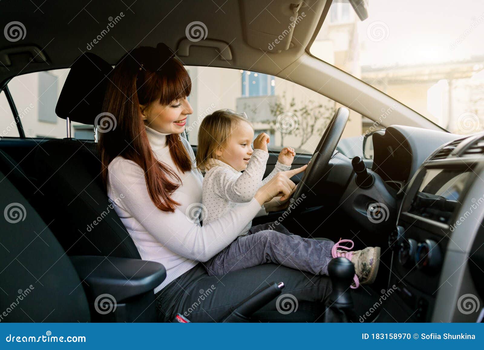 Les enfants en voiture c'est le pied avec Zigoniric !