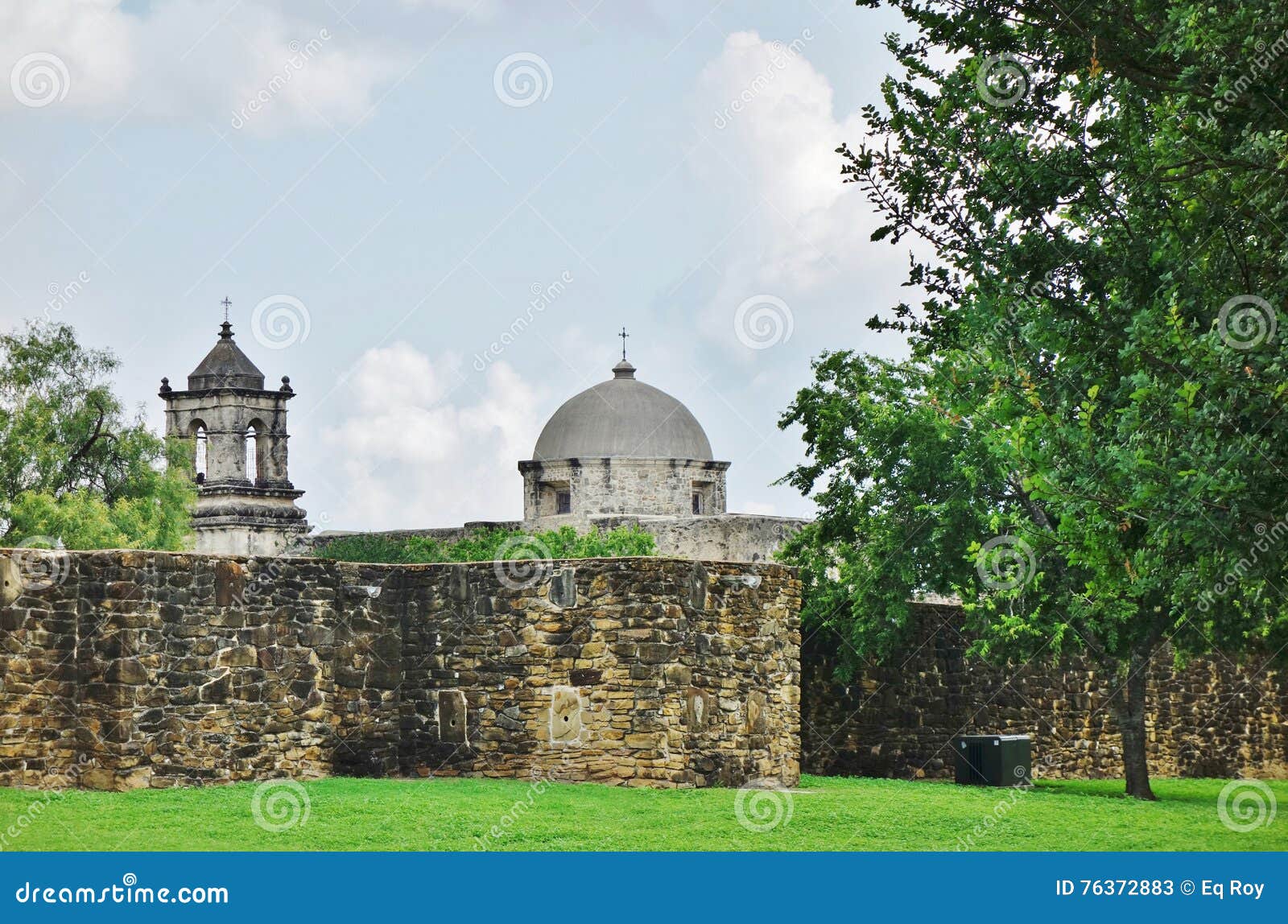 La misión San Jose y San Miguel de Aguayo en San Antonio, Tejas. SAN ANTONIO, TX - fundado en 1720, la misión católica San Jose y San Miguel de Aguayo es parte del San Antonio Missions National Historical Park, un sitio del patrimonio mundial de la UNESCO