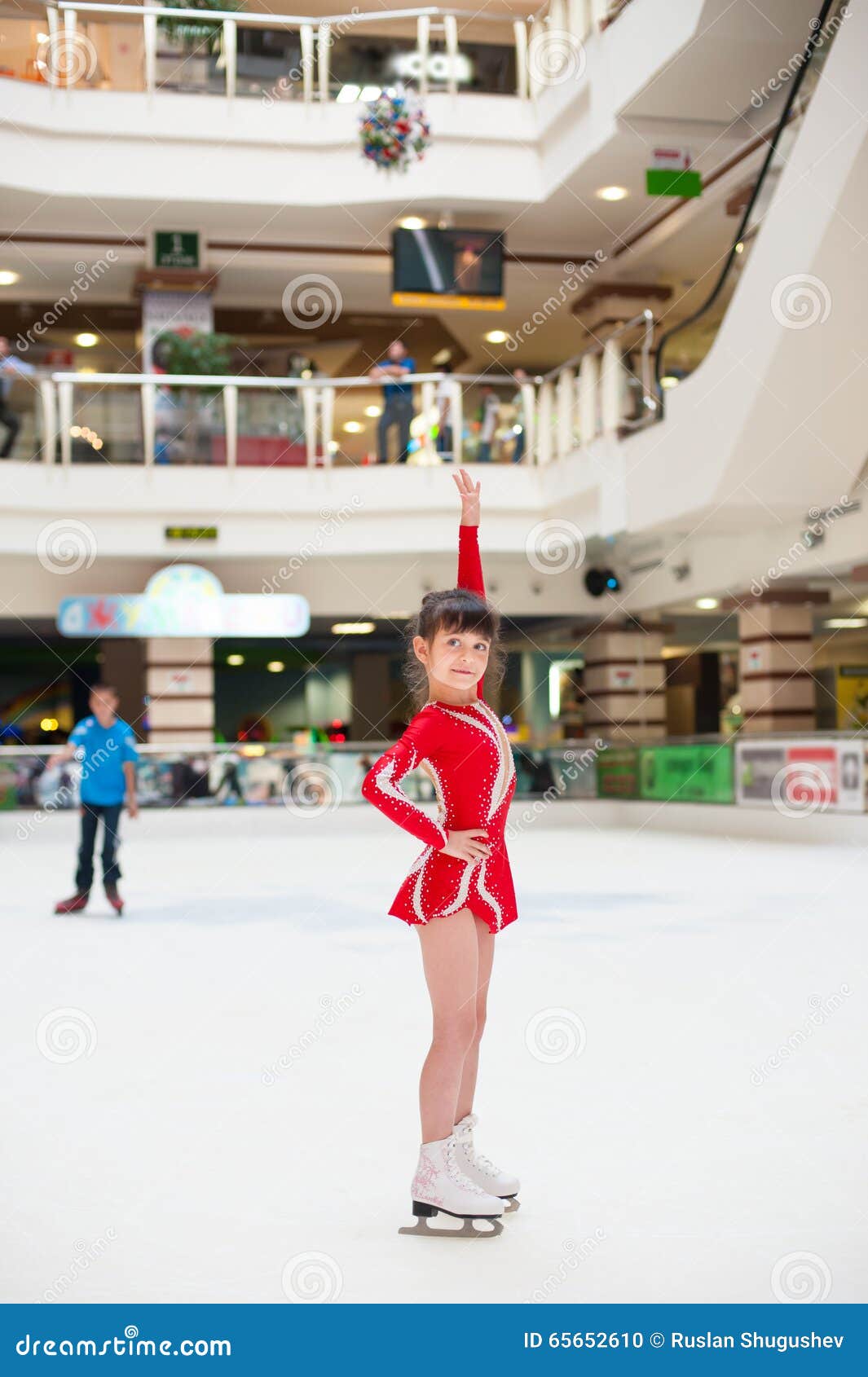 La Niña Patina Traje De Los Deportes De La Victoria Del Patinaje