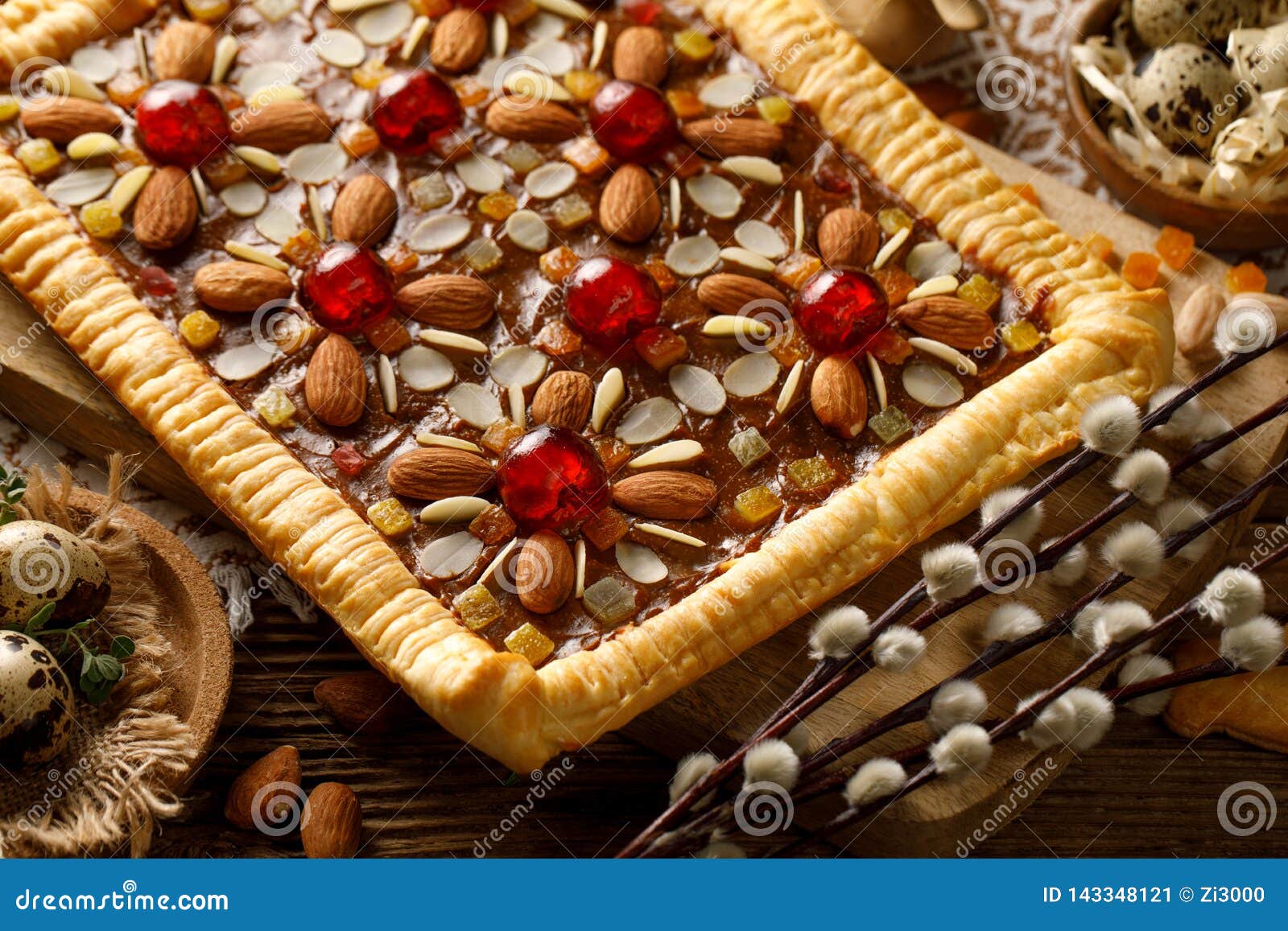 La Patisserie De Mazurek Gateau Polonais Traditionnel De Paques A Fait De La Patisserie De Pate Brisee Esquivent La Creme De Ca Image Stock Image Du Patisserie Cuit La Patisserie De Mazurek Gateau Polonais Traditionnel De Paques A Fait De La Patisserie De Pate Brisee Esquivent La Creme De Ca Image Stock Image Du Patisserie Cuit