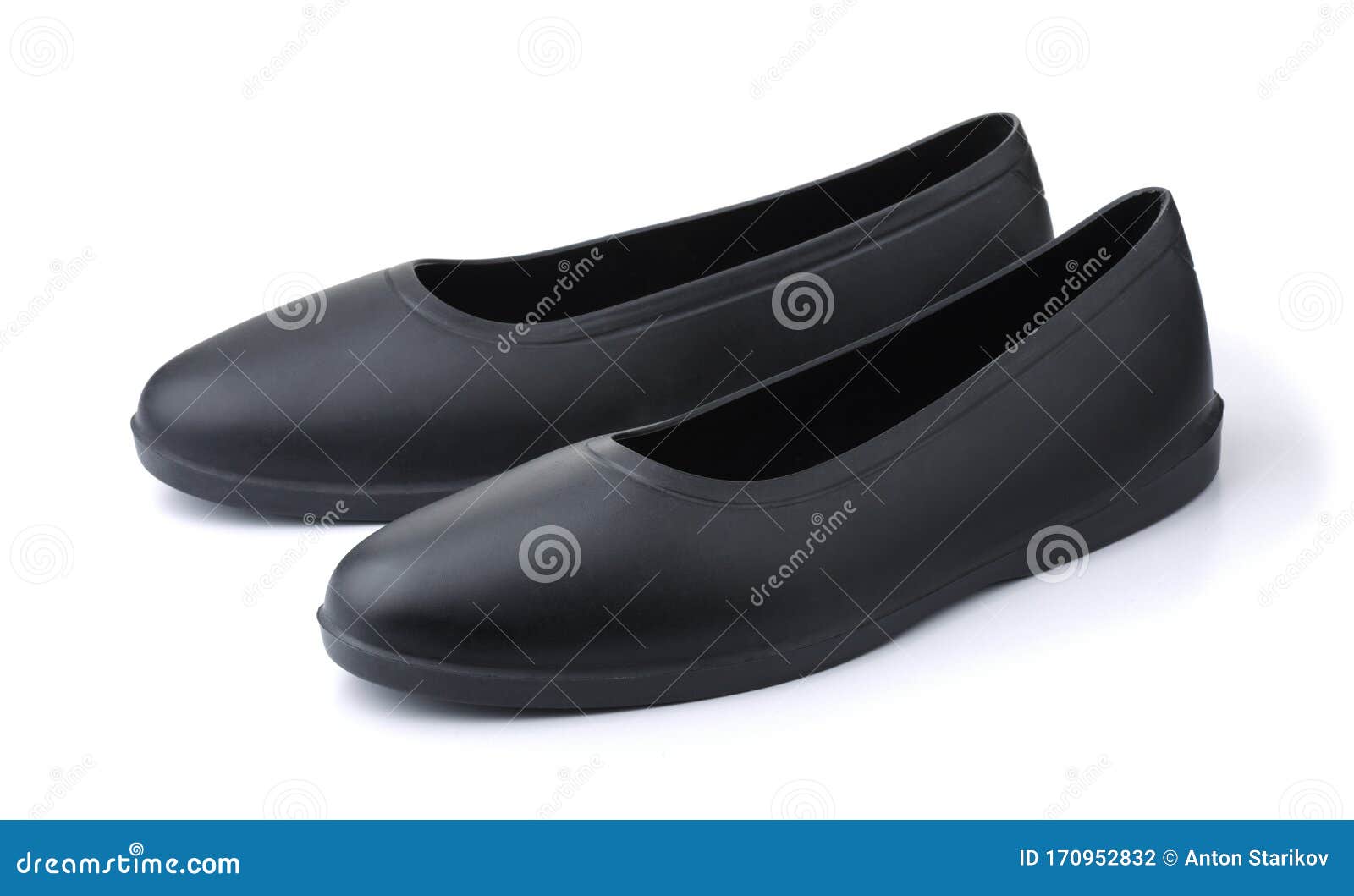 La Paire De Couvre-chaussures Imperméables Couvre-chaussure De Caoutchouc  Noir Photo stock - Image du masculin, isolement: 170952832