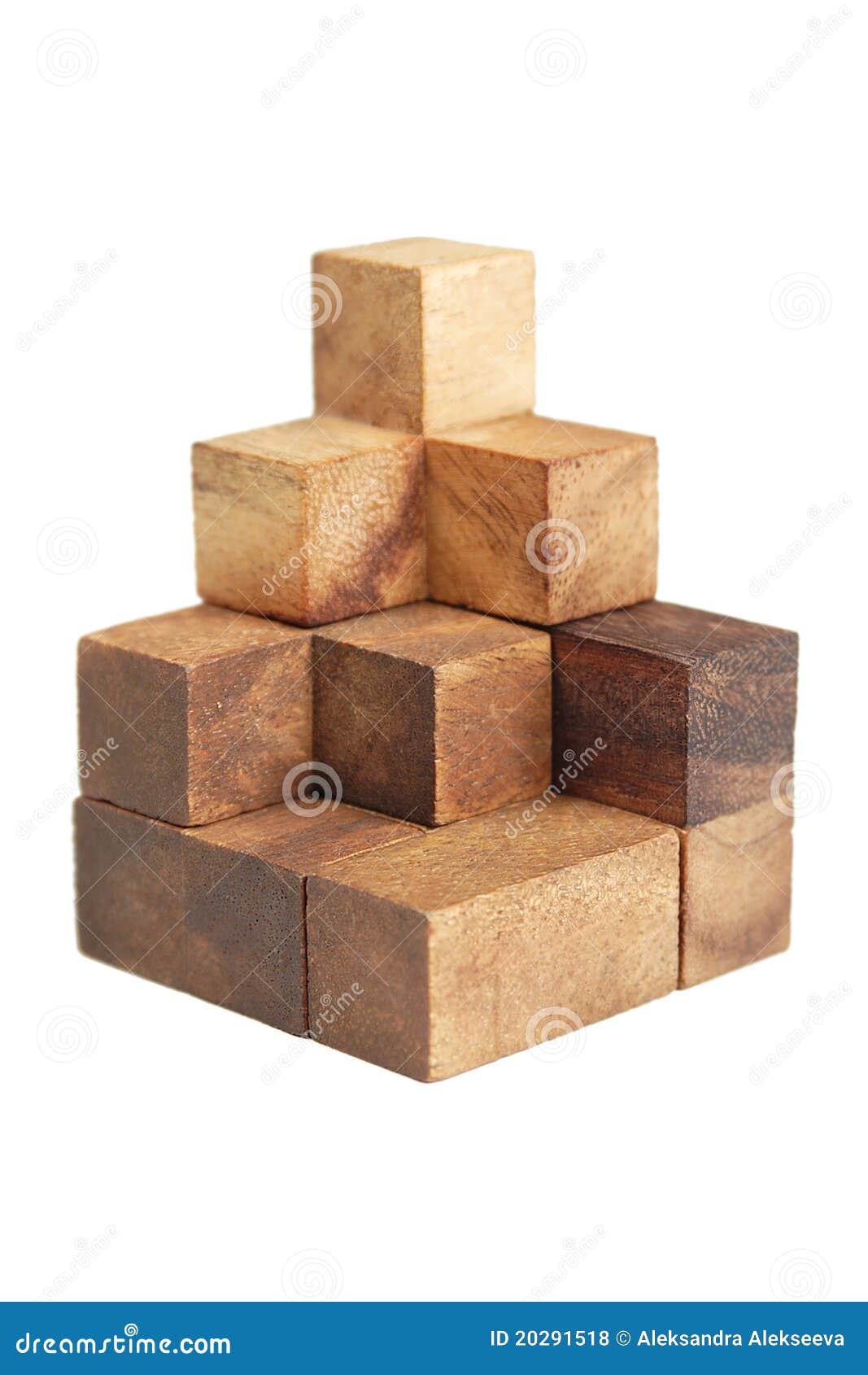 La Pirámide De Madera Rompecabezas Aisló Foto de archivo - Imagen de recoja, rompecabezas: 20291518