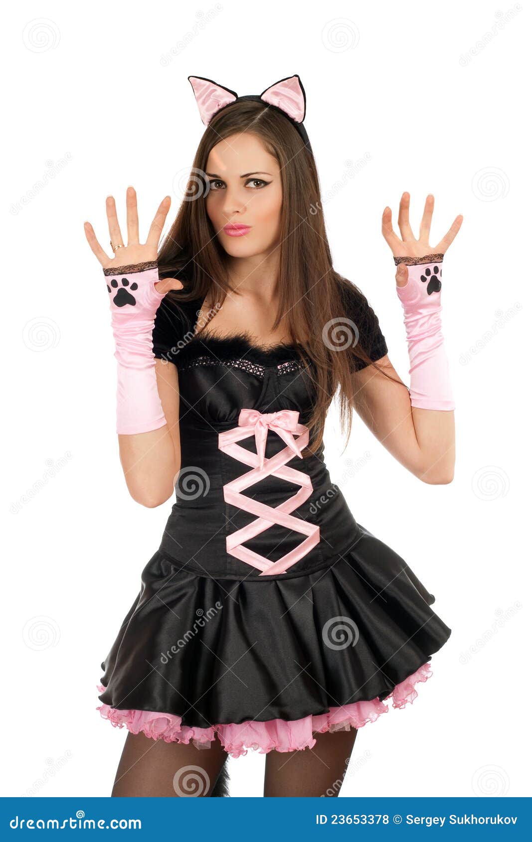Donna in costume del gatto immagine stock. Immagine di bellezza - 110295615