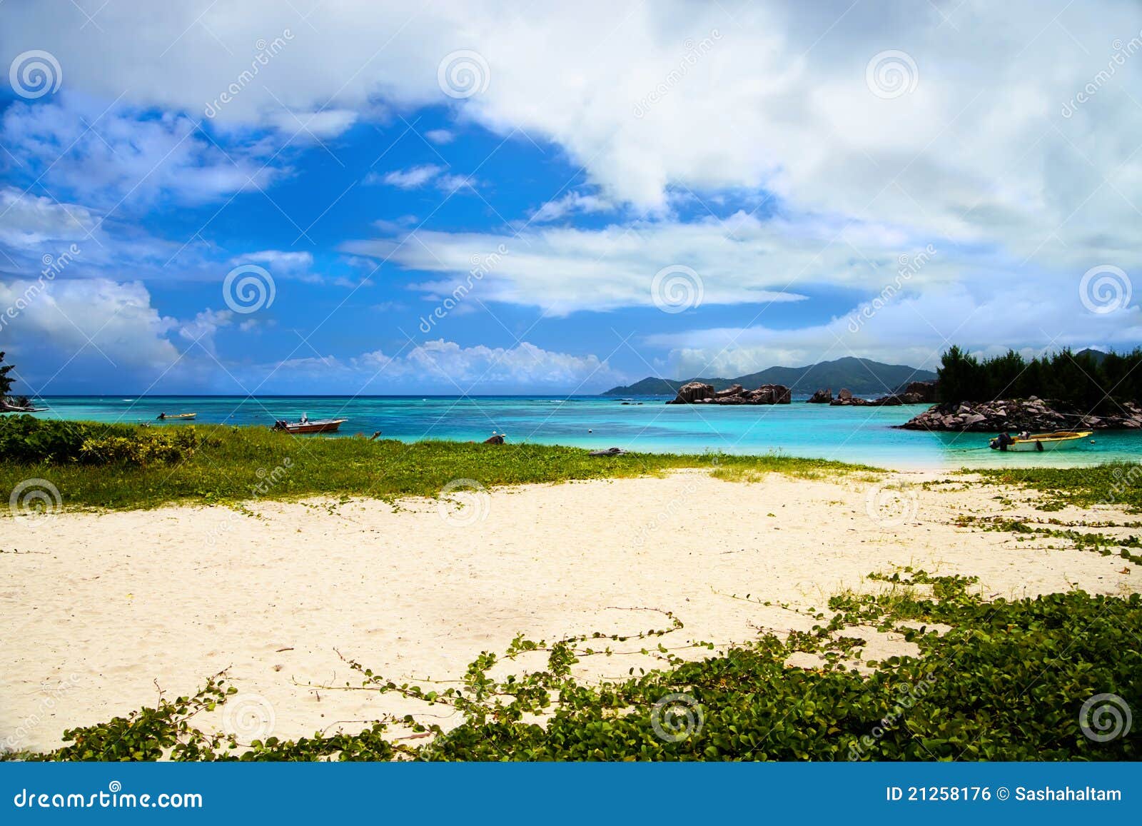 La bella Riunione della La di Anse, La Digue, isole delle Seychelles