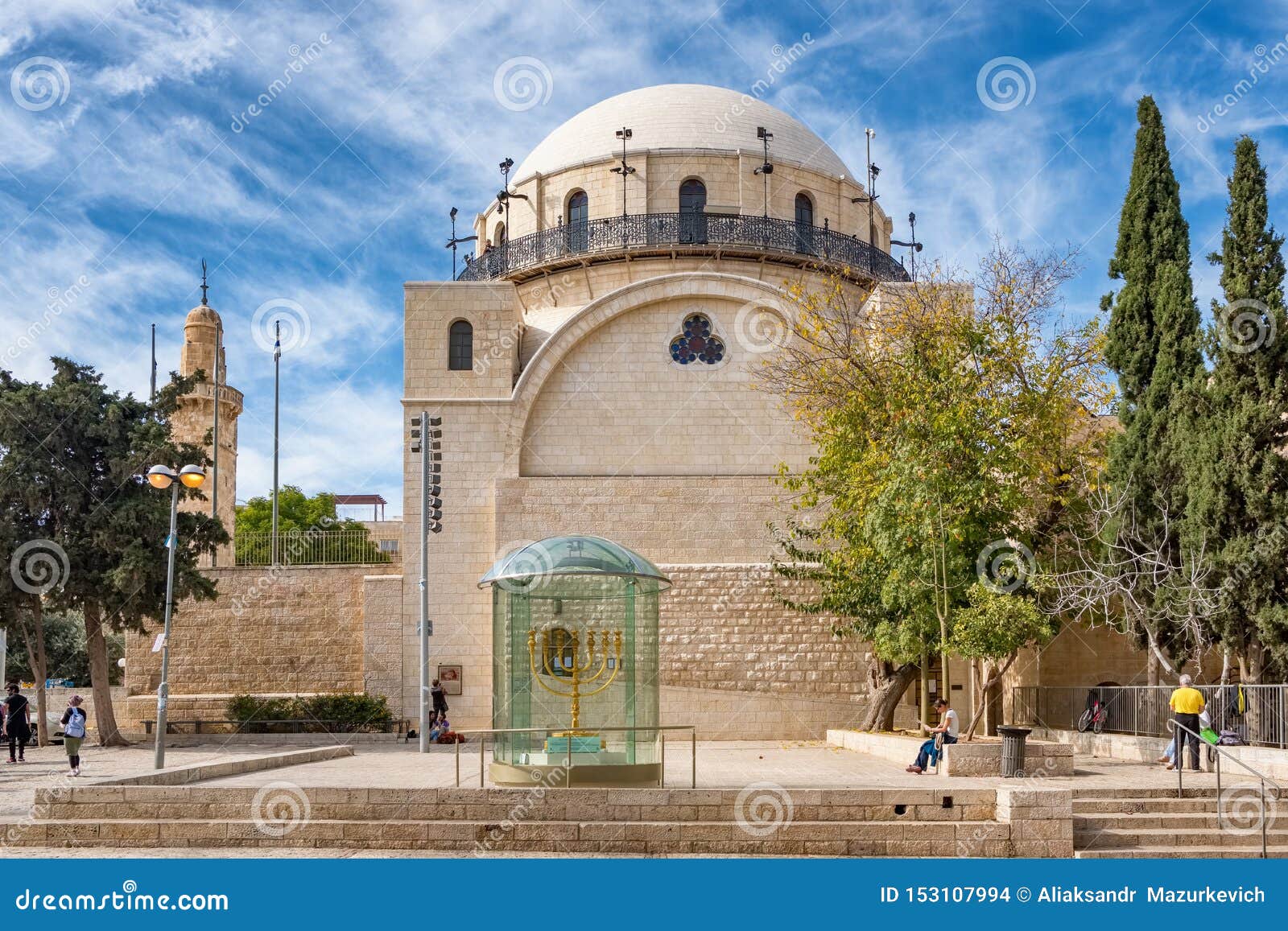 File:Interior de la sinagoga Hurva, Jerusalén, Israel, 2017 04.jpg