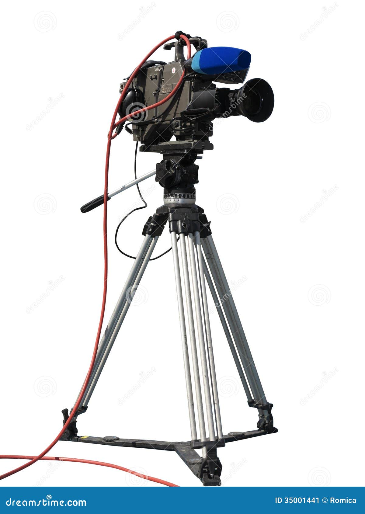 La Videocamera Digitale Dello Studio Professionale Della TV Sul Treppiede  Ha Isolato La O Immagine Stock - Immagine di cinematografo,  radiodiffusione: 35001441