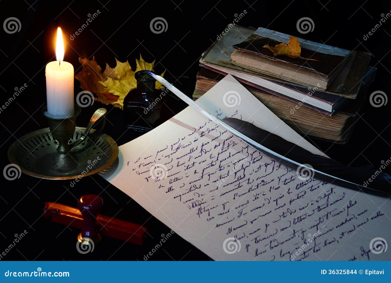 Рукопись и свеча