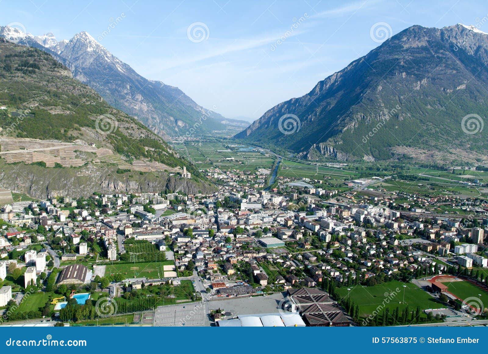 la-ville-de-martigny-57563875.jpg