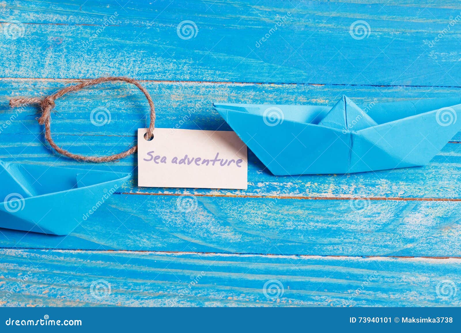 label with the words sea aventure which means go to trip on the yacht