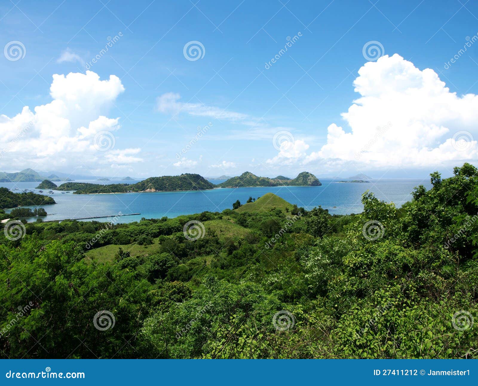 labuan bajo, flores, nusa tenggara, indonesia