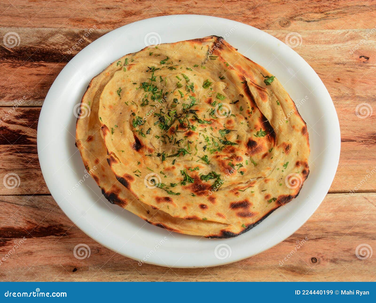 Lachha Paratha Ein Geschichtetes Flaches Brot Mit Weizenmehl Beliebtes ...