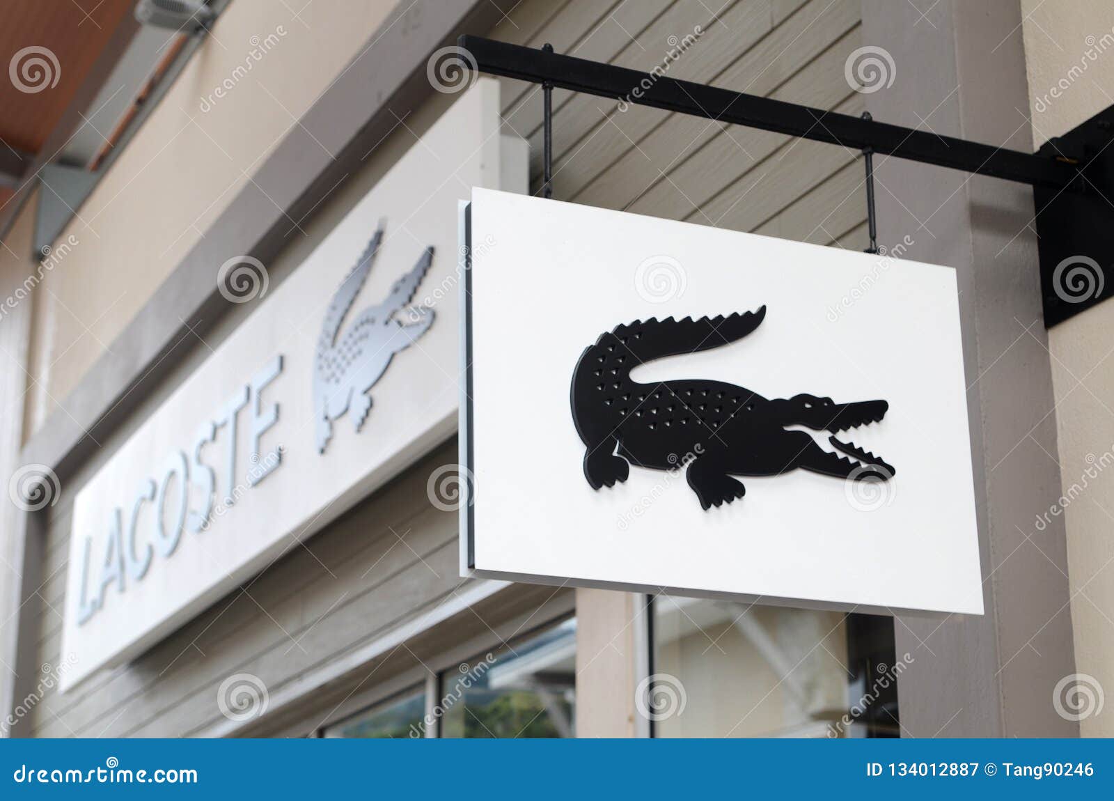 lacoste outlet prices