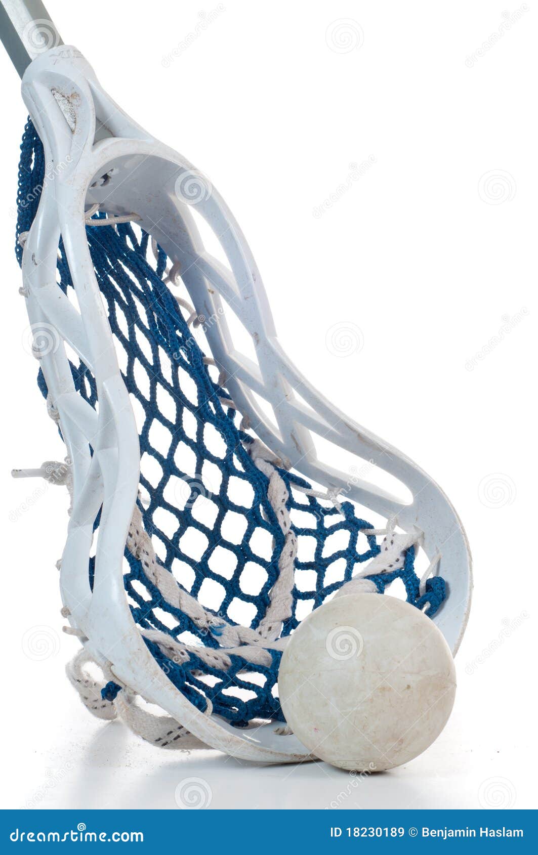 lacrosse-stick-ball-18230189.jpg